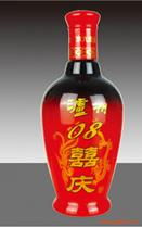 晶白與高白料玻璃瓶 從蒙砂到噴涂，多樣工藝賦能酒水包裝